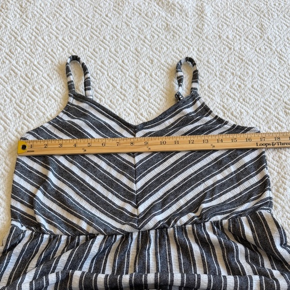 Universal Thread Striped Black and White Dress Sz L - Picture 4 of 6
